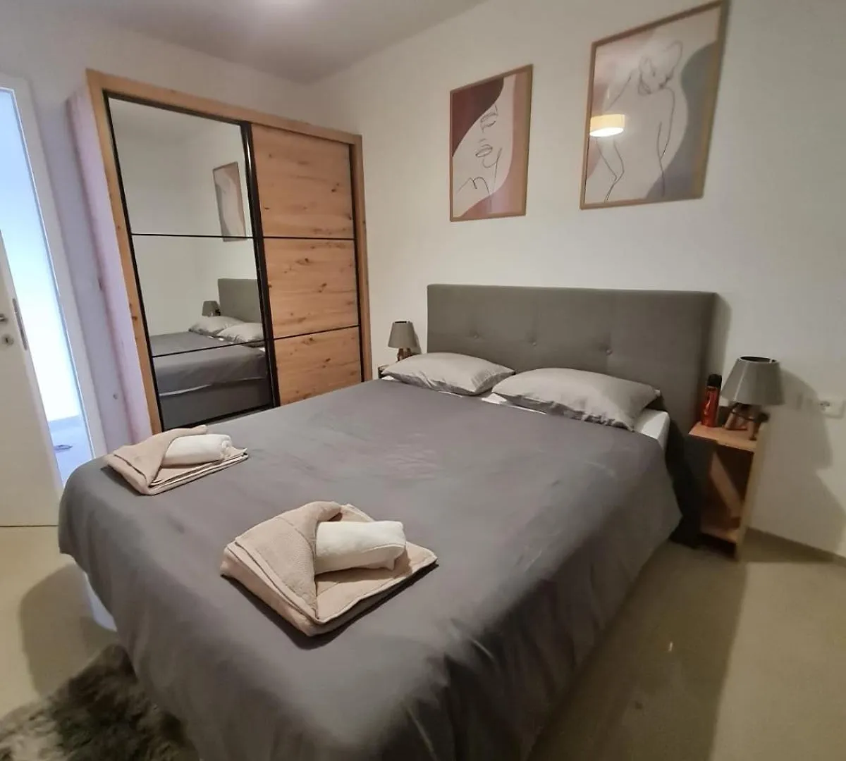 Apartman Minami Banjole Apartment